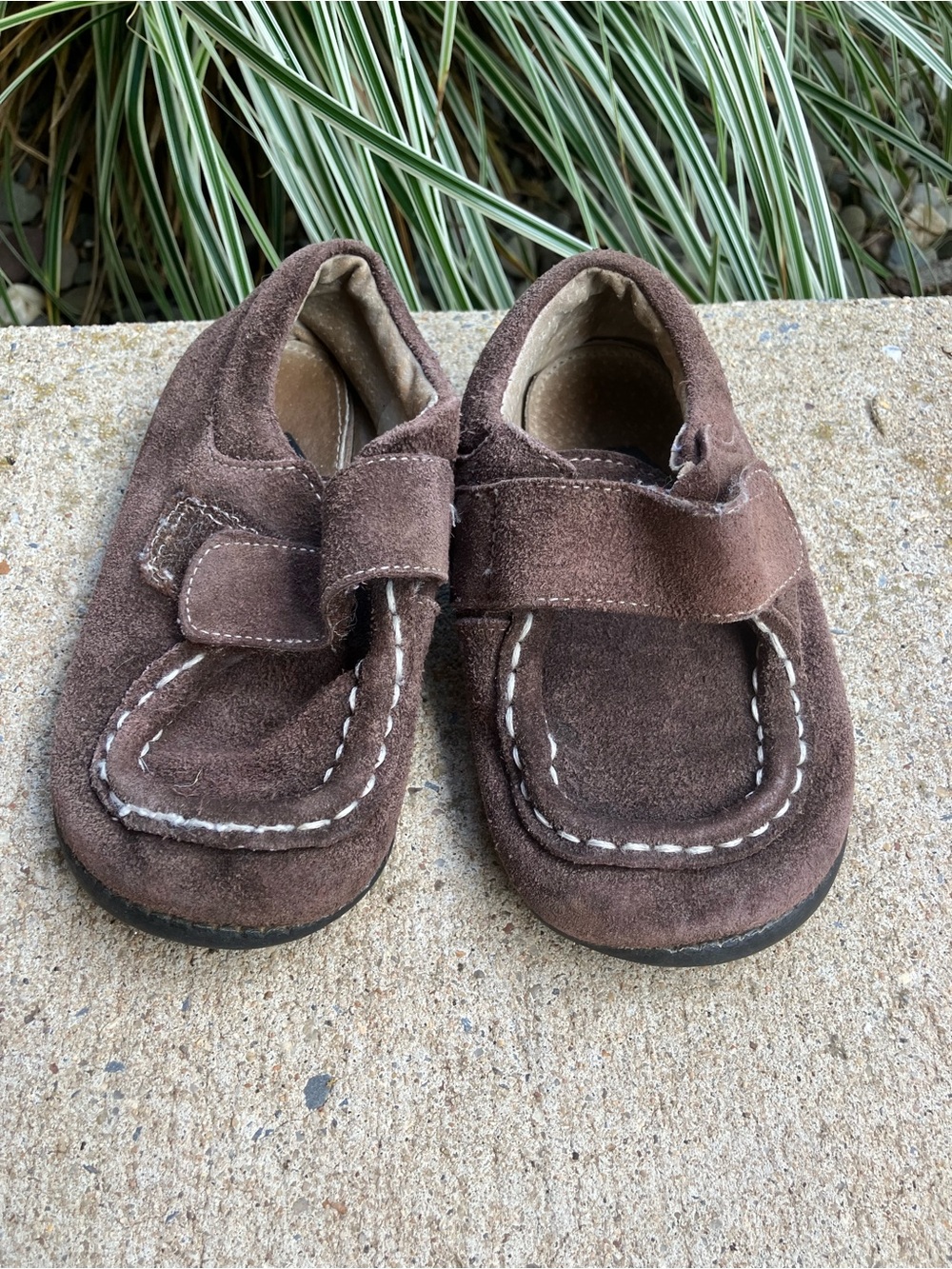 See Kai Run Brown Velcro Loafers Little Kid Size 8